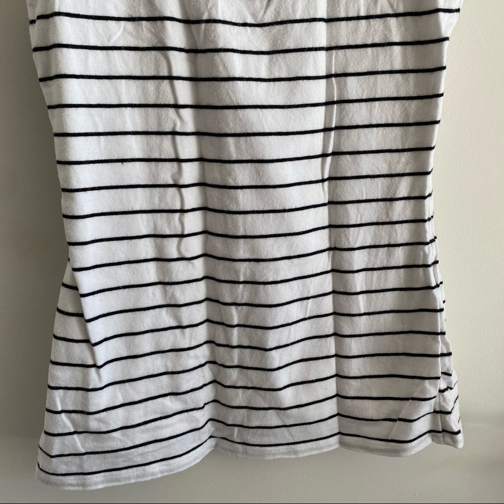 Express Striped Tank - Picture 3 of 10